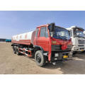 Camion de réservoir de sprinkler de Dongfeng d&#39;occasion